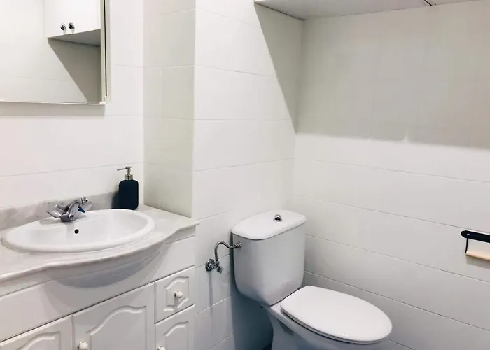 Lägenhet Muy Luminoso En San Mames