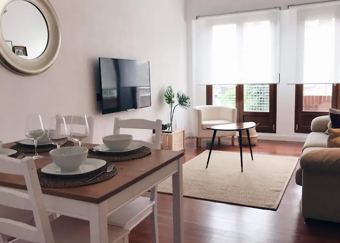 Muy Luminoso En San Mames * Bilbao