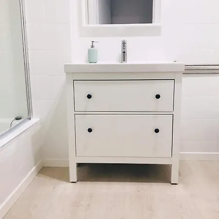 Muy Luminoso En San Mames Апартаменты *